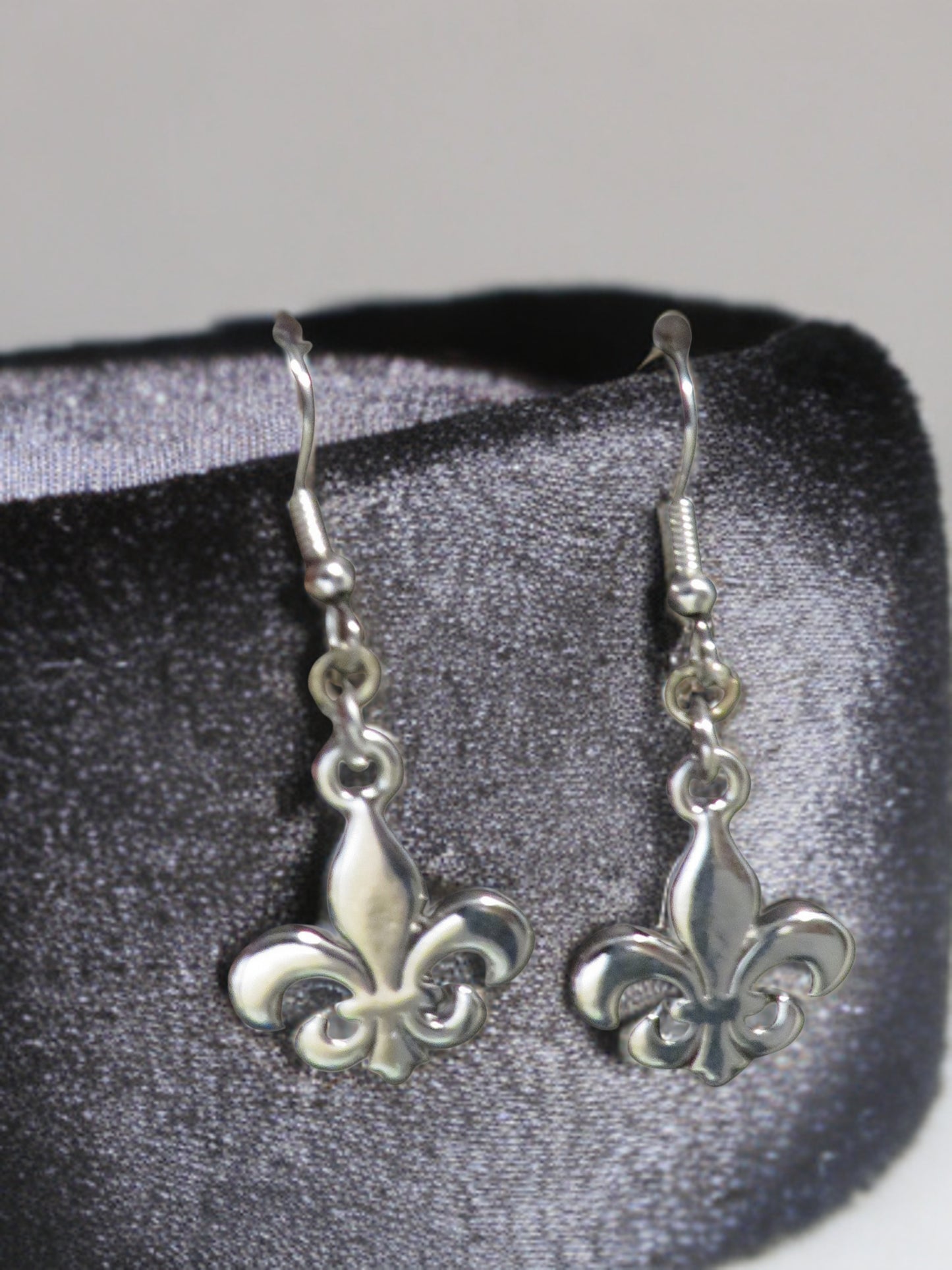 Fleur de lis Earrings